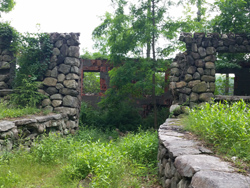 Ruins of the stone pumphouse along Pine Meadow Lake 250 Photo by Akiva Axel