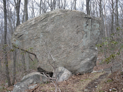 West Pointing Rock on the Breakneck Ridge Trail