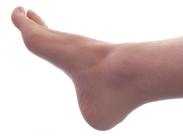 Male right foot