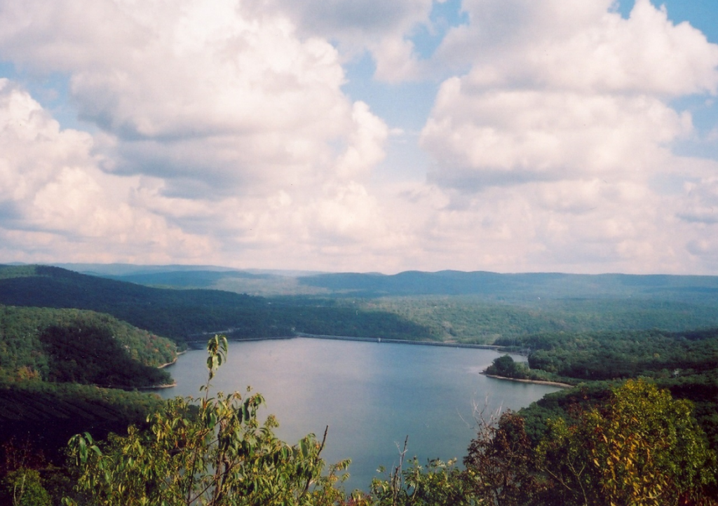 iew of Monksville Reservoir from Horse Pond Mountain