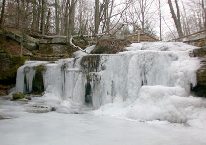 Waterfall at Platte Clove Preserve. 2001 [HERB CHONG]