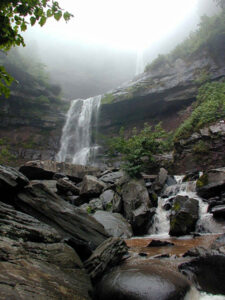 Kaaterskill Falls. 2001 [HERB CHONG]