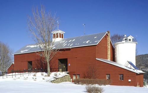 Lansing Manor Visitors Center. 2001 [MICHAEL WARREN]