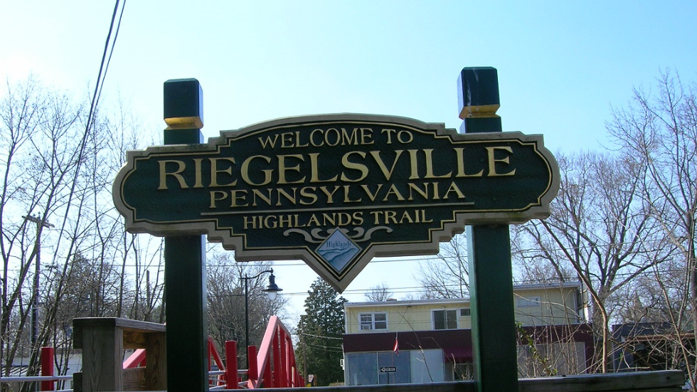 HT PA welcome sign