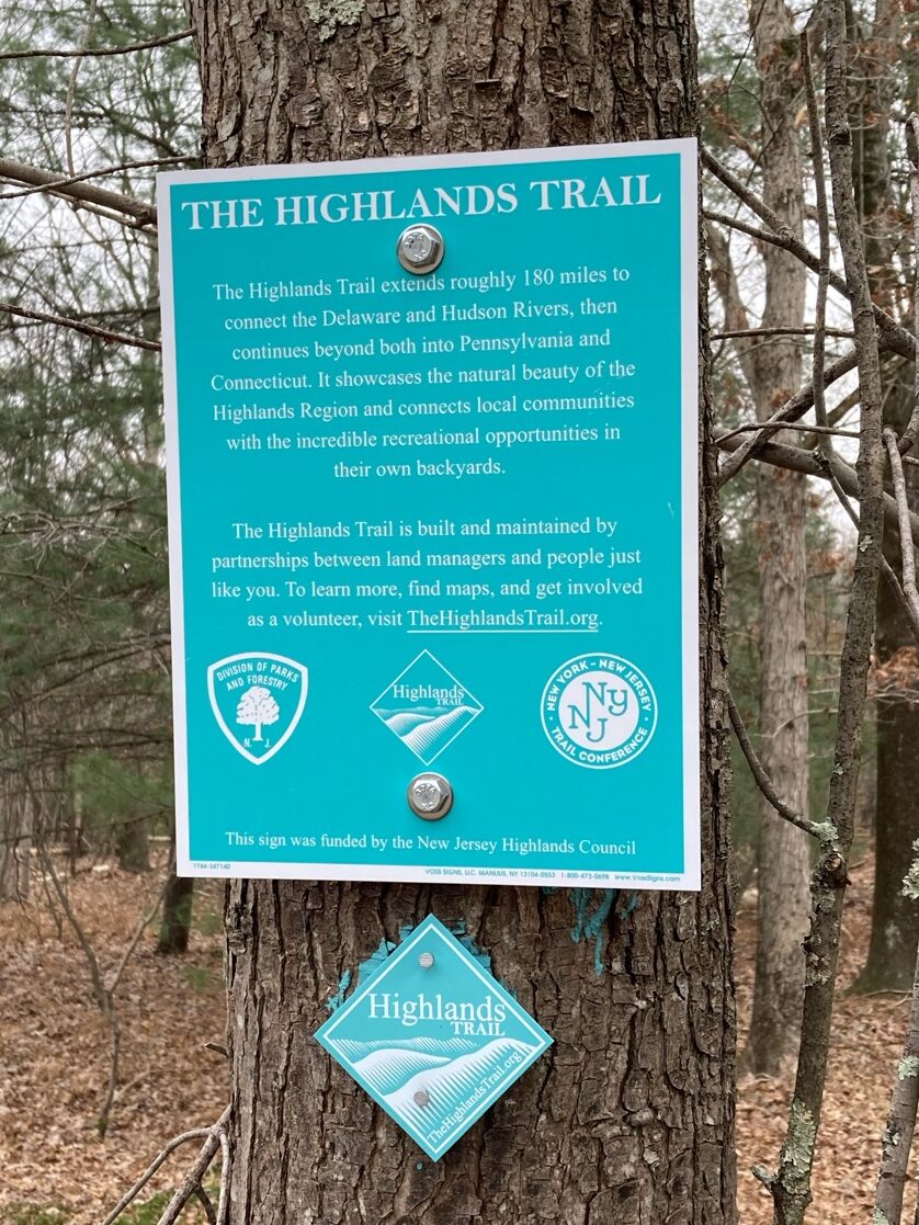 Highlands Trail Markings